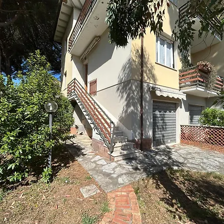 Casa Dei Delfini Marina Di Bibbona